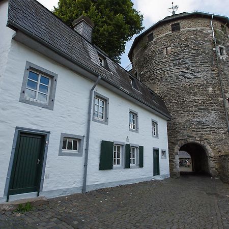 Felsenhaeuschen Apartment Monschau Exterior photo